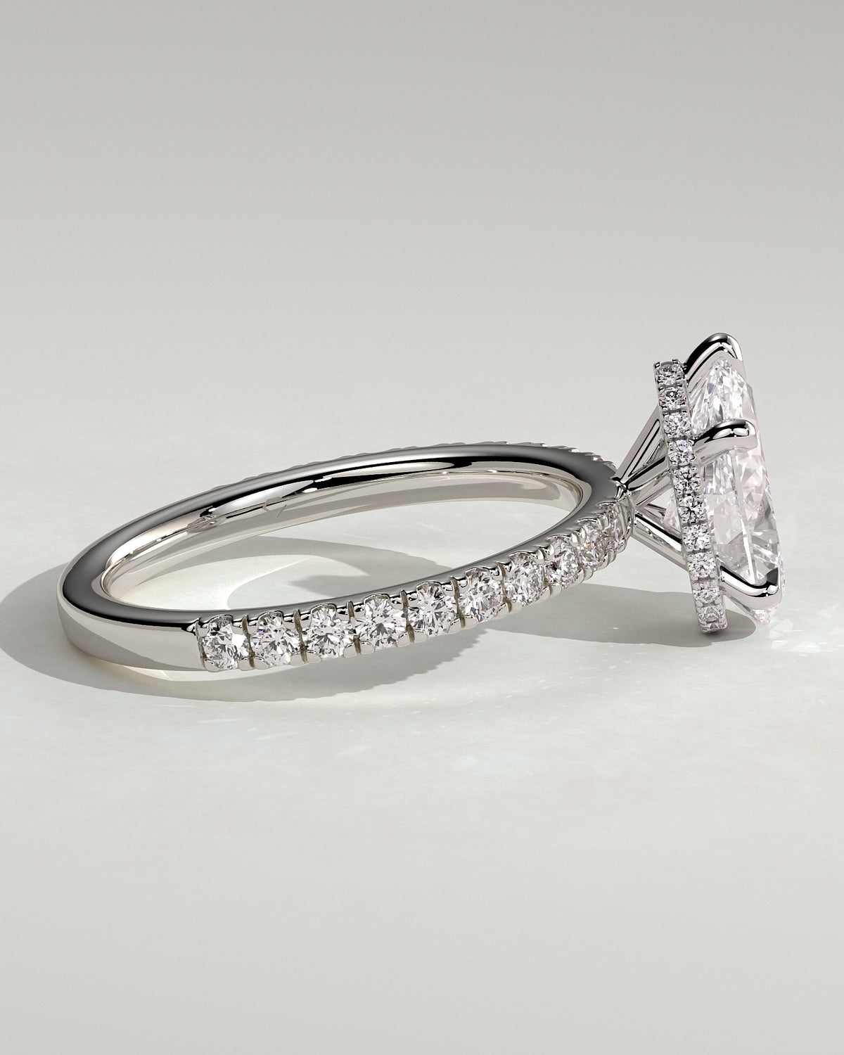 MET 0148 - 2 ct center stone - 18k White Gold source reference - setting detail view