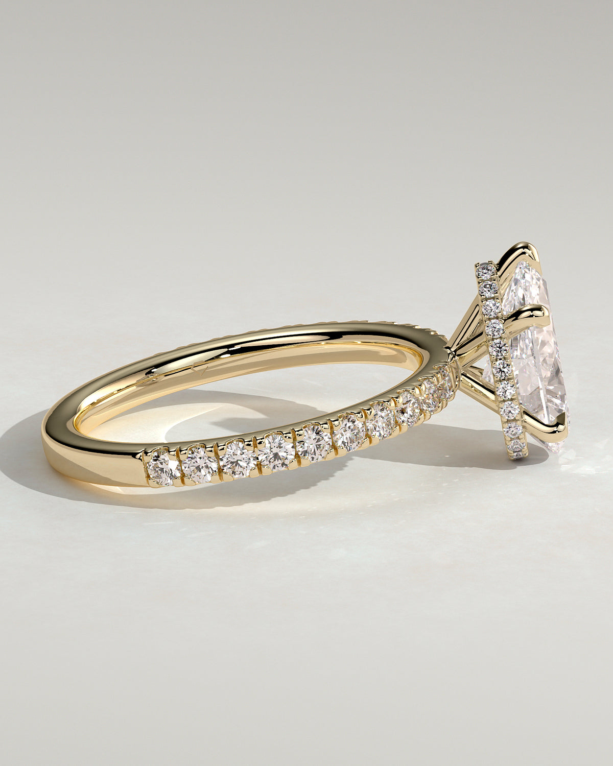 MET 0148 - 2 ct center stone - 18k Yellow Gold source reference - setting detail view