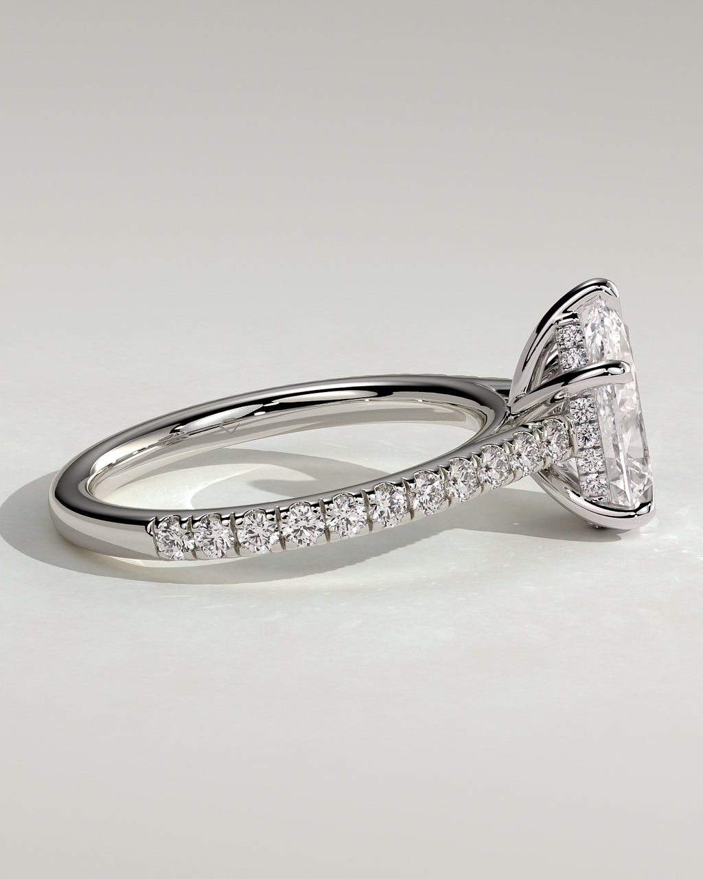 MET 0149 - 2 ct center stone - 18k White Gold source reference - setting detail view