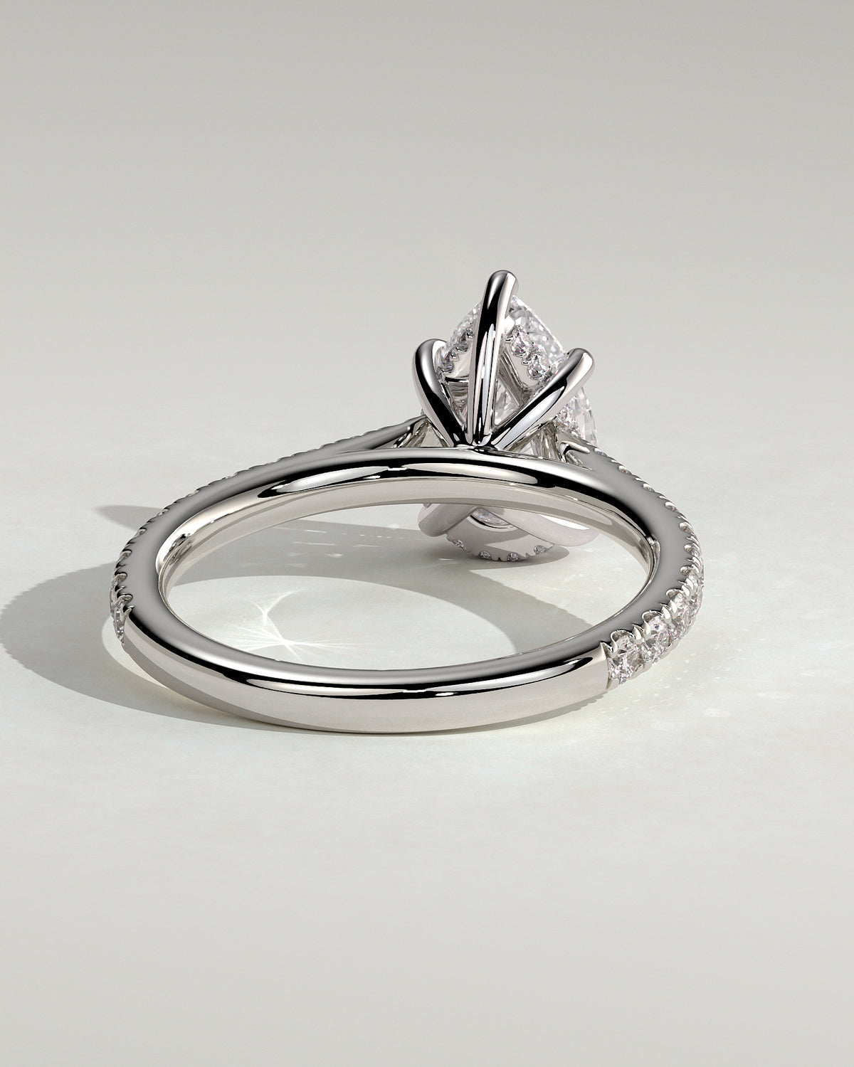 MET 0149 - 2 ct center stone - 18k White Gold source reference - setting detail view