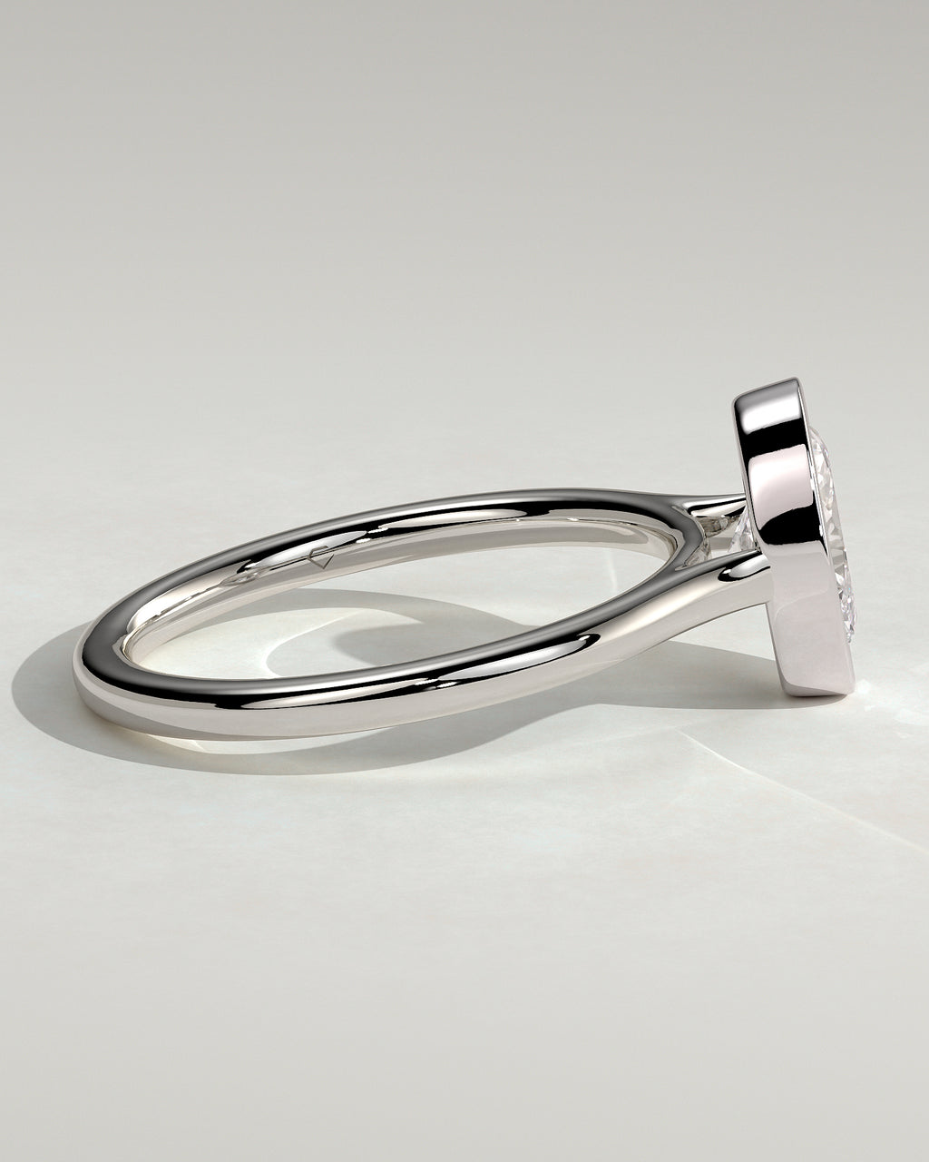 MET 0151 - 1 ct center stone - 18k White Gold source reference - setting detail view