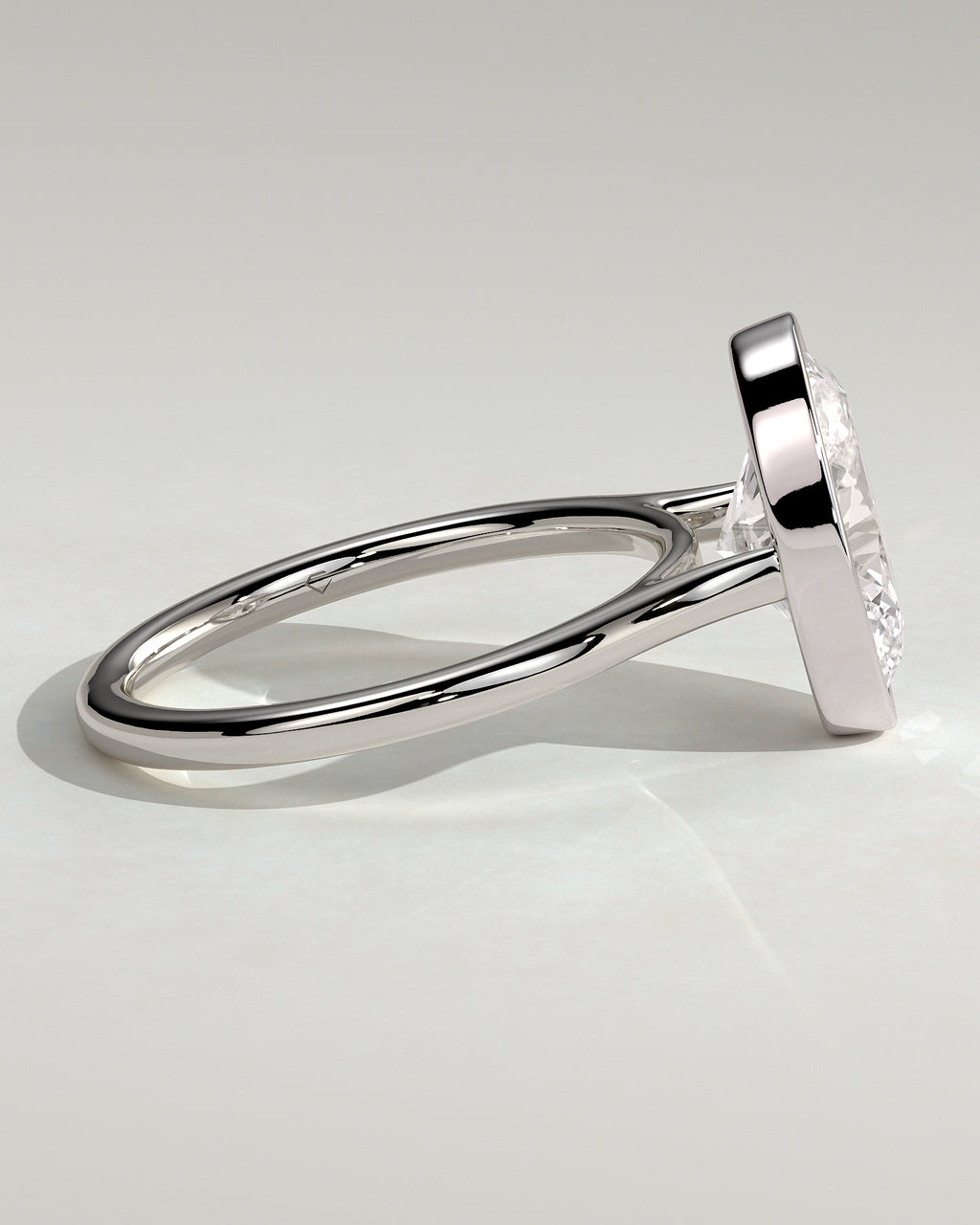 MET 0151 - 3 ct center stone - 18k White Gold source reference - setting detail view