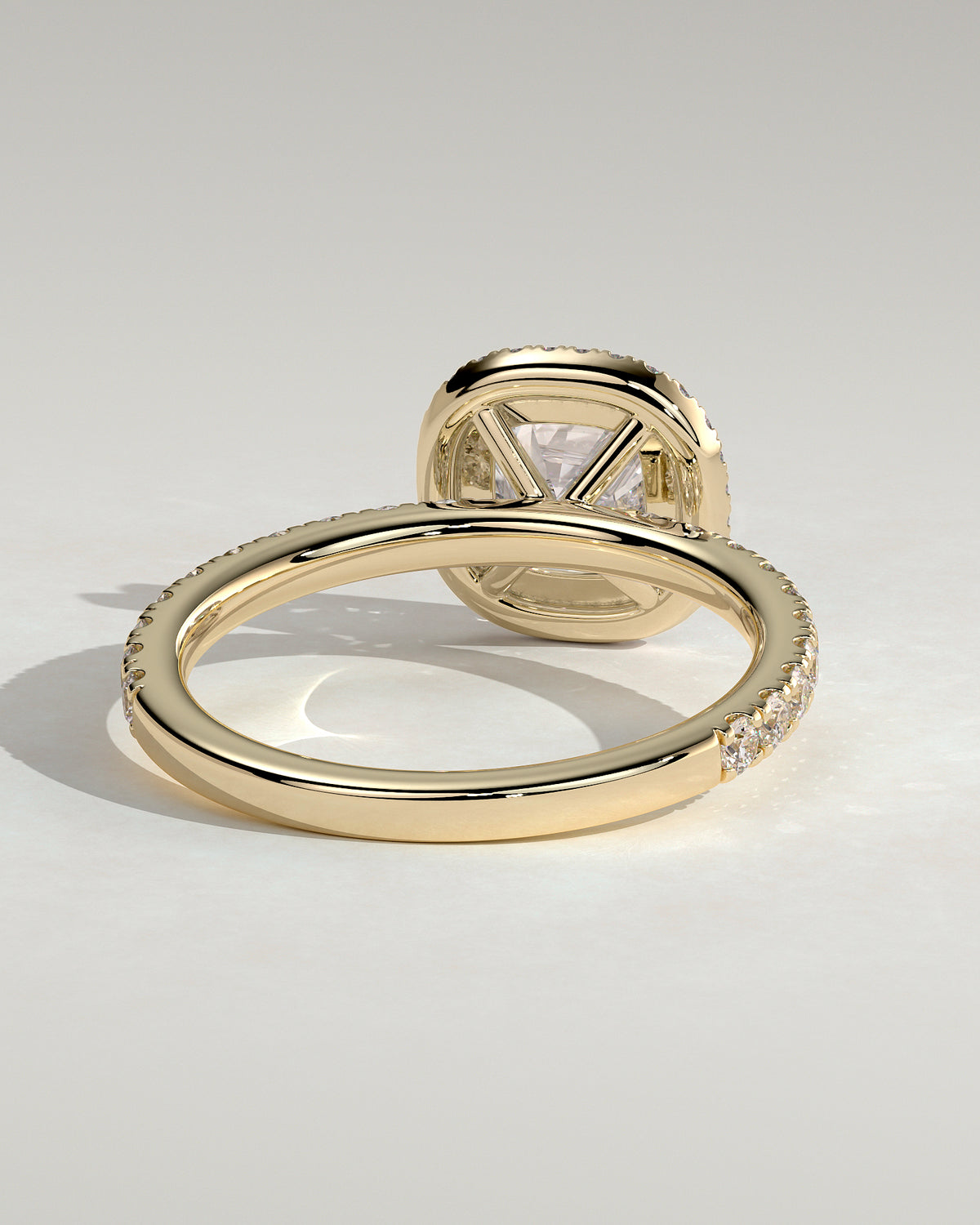 MET 0171 - 2 ct center stone - 18k Yellow Gold source reference - setting detail view
