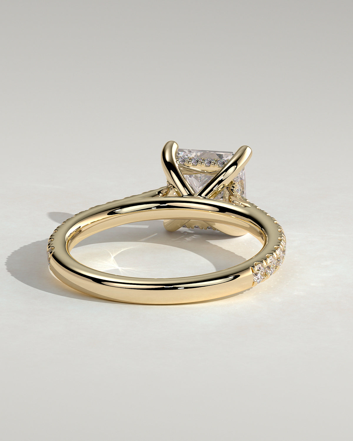 MET 0175 - 2 ct center stone - 18k Yellow Gold source reference - setting detail view