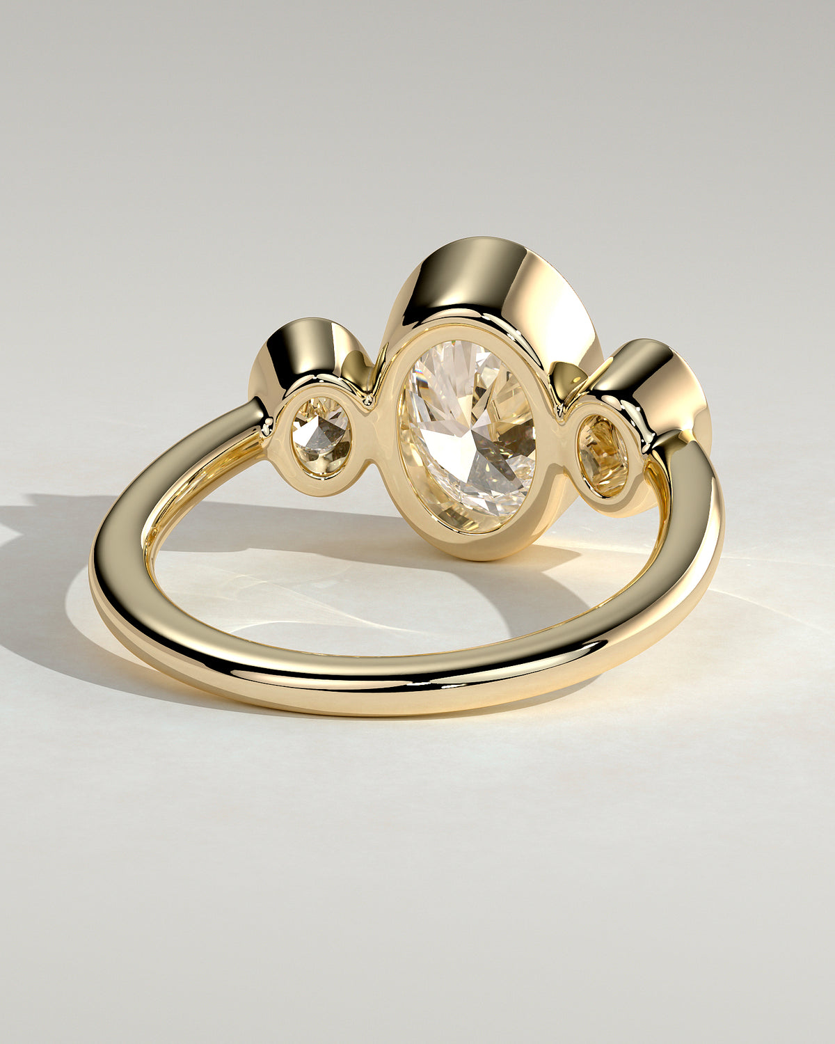 MET 0177 - 2 ct center stone - 18k Yellow Gold source reference - setting detail view