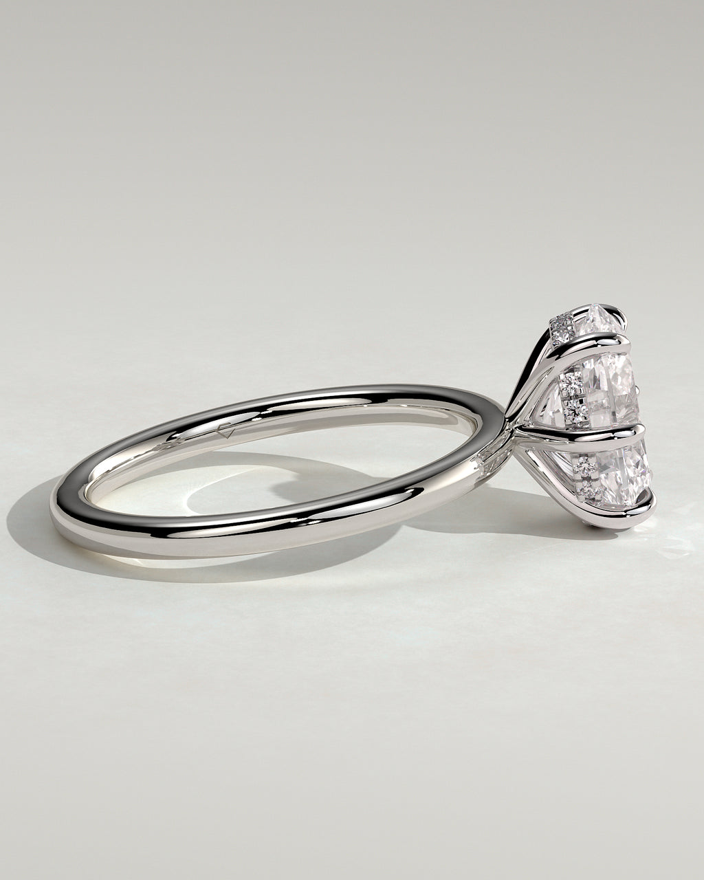 MET 0182 - 2 ct center stone - 18k White Gold source reference - setting detail view