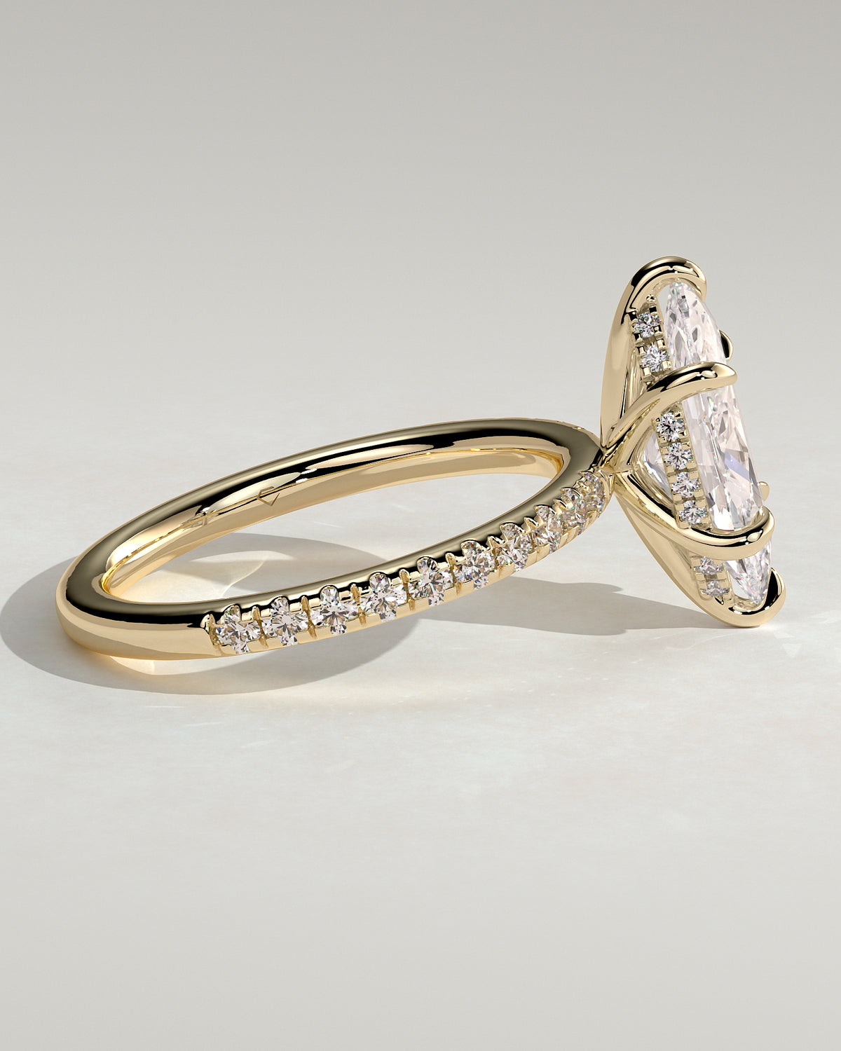 MET 0186 - 2 ct center stone - 18k Yellow Gold source reference - setting detail view
