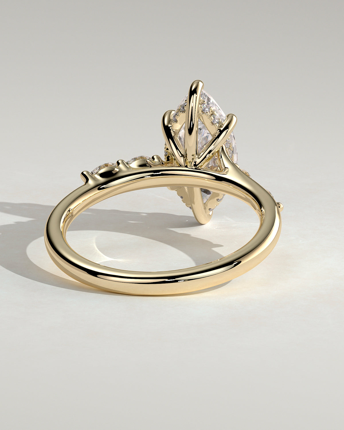 MET 0187 - 2 ct center stone - 18k Yellow Gold source reference - setting detail view