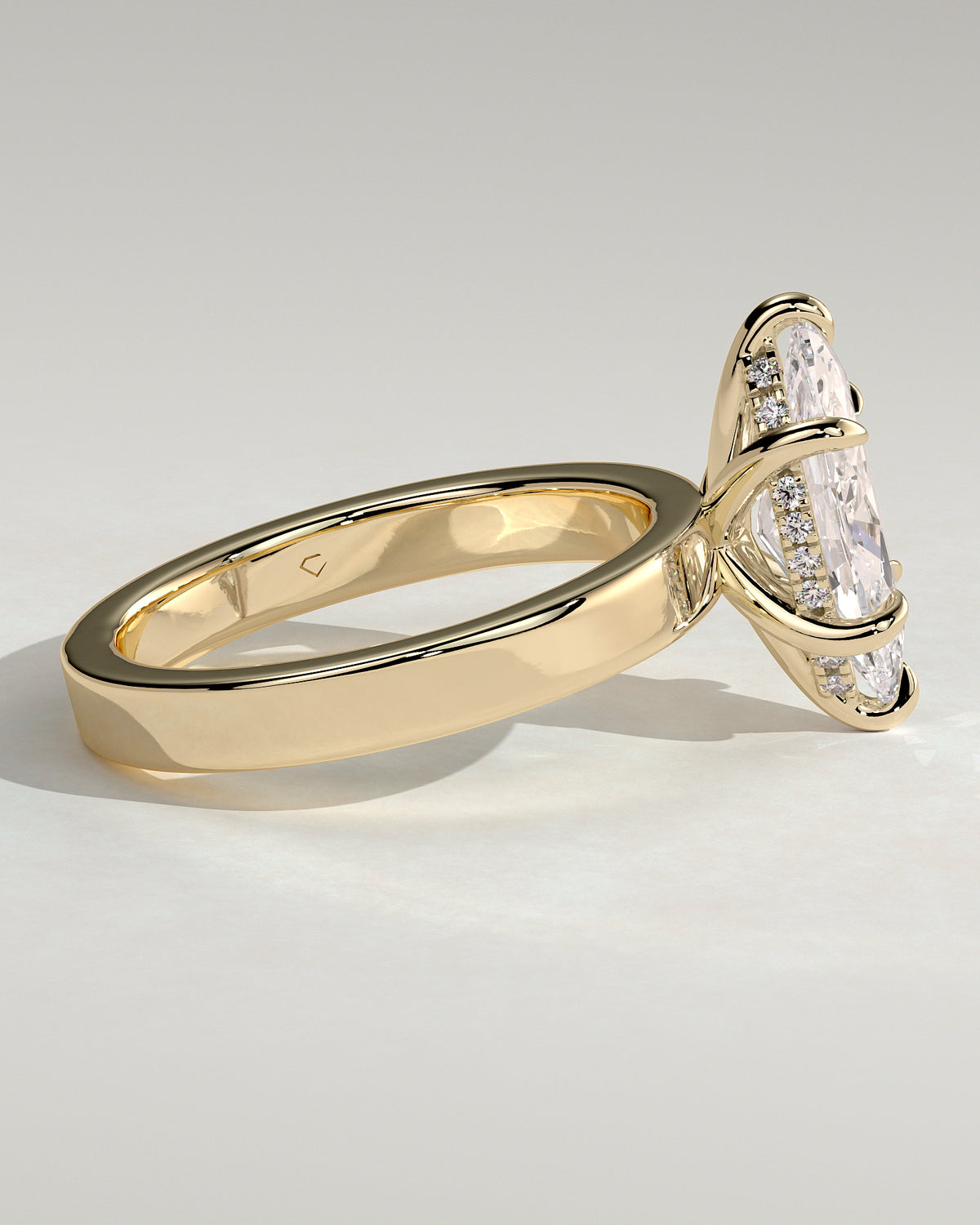 MET 0188 - 2 ct center stone - 18k Yellow Gold source reference - setting detail view