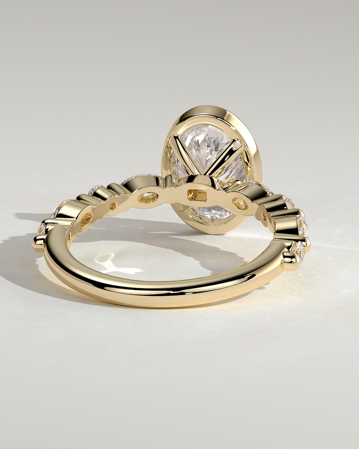 MET 0190 - 2 ct center stone - 18k Yellow Gold source reference - setting detail view