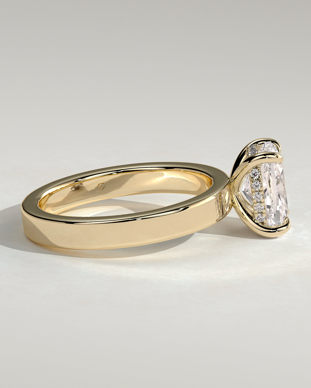 MET 0192 - 2 ct center stone - 18k Yellow Gold source reference - setting detail view