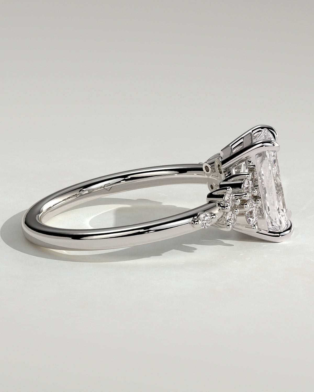 MET 0198 - 2 ct center stone - 18k White Gold source reference - setting detail view