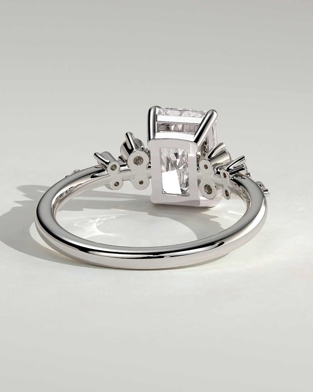 MET 0198 - 2 ct center stone - 18k White Gold source reference - setting detail view