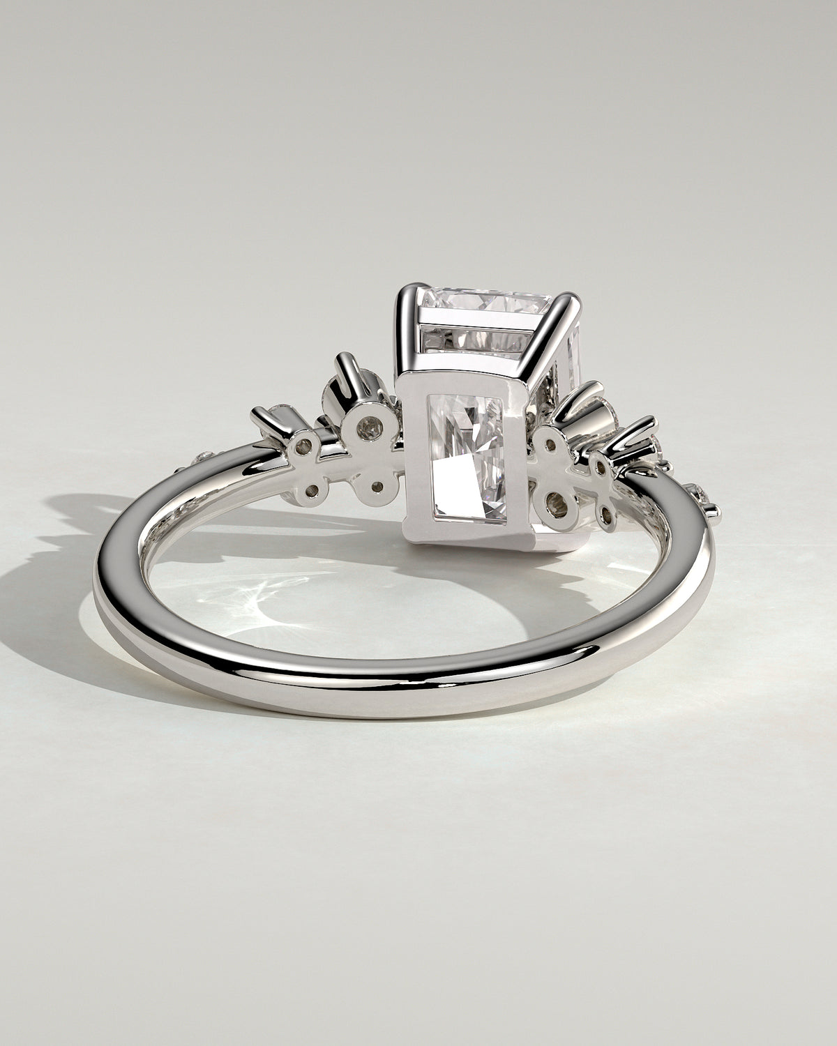 MET 0198 - 2 ct center stone - 18k White Gold source reference - setting detail view