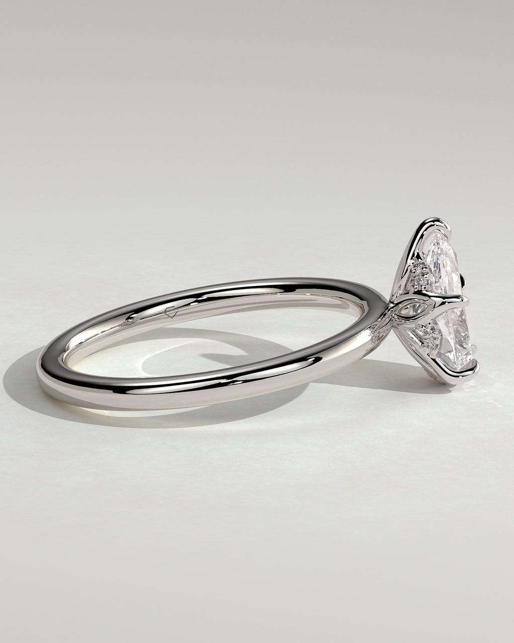 MET 0201 - 1 ct center stone - 18k White Gold source reference - setting detail view