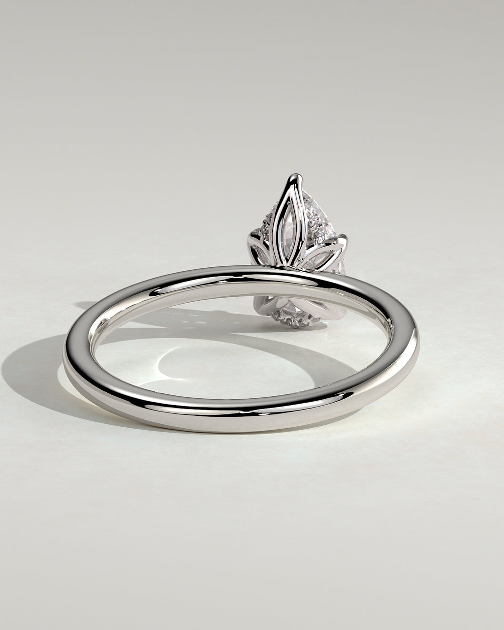 MET 0201 - 1 ct center stone - 18k White Gold source reference - setting detail view
