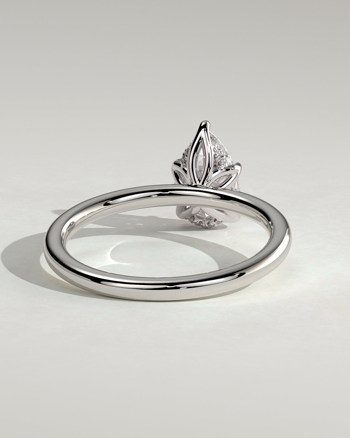 MET 0201 - 1 ct center stone - 18k White Gold source reference - setting detail view
