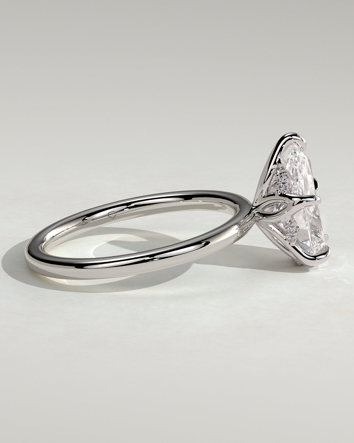 MET 0201 - 2 ct center stone - 18k White Gold source reference - setting detail view