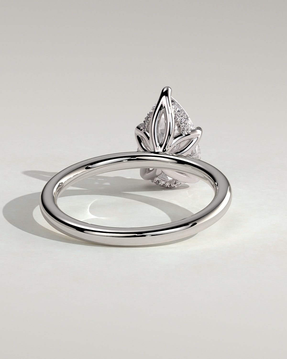 MET 0201 - 2 ct center stone - 18k White Gold source reference - setting detail view