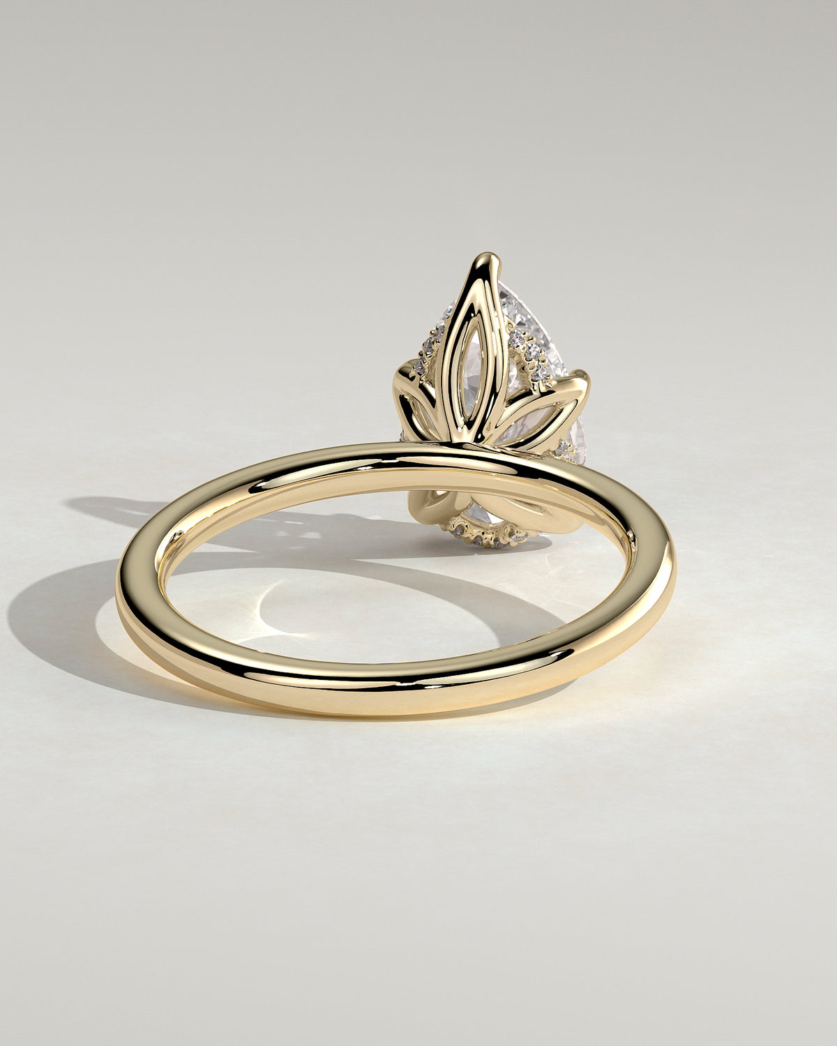 MET 0201 - 2 ct center stone - 18k Yellow Gold source reference - setting detail view