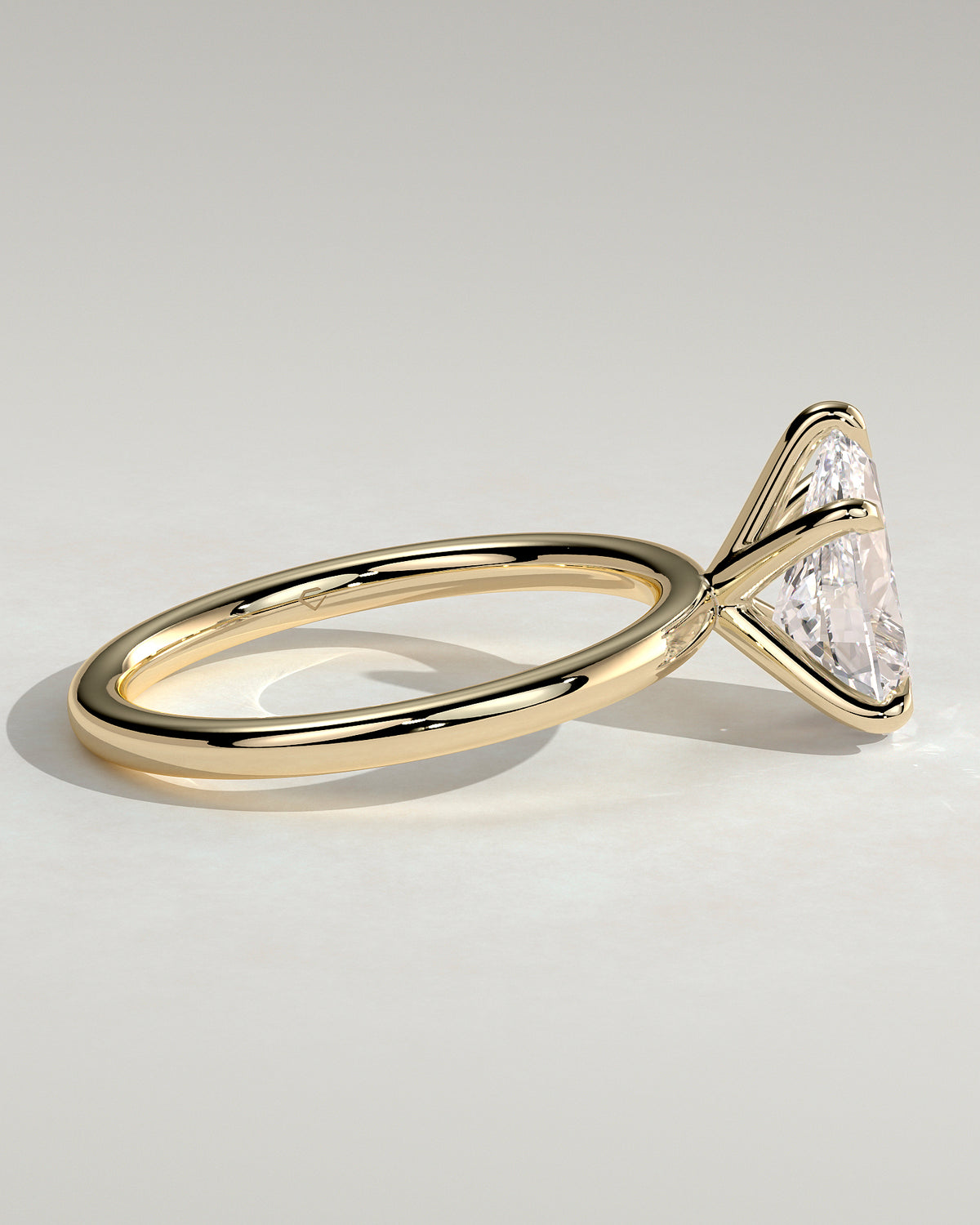 MET 0206 - 2 ct center stone - 18k Yellow Gold source reference - setting detail view