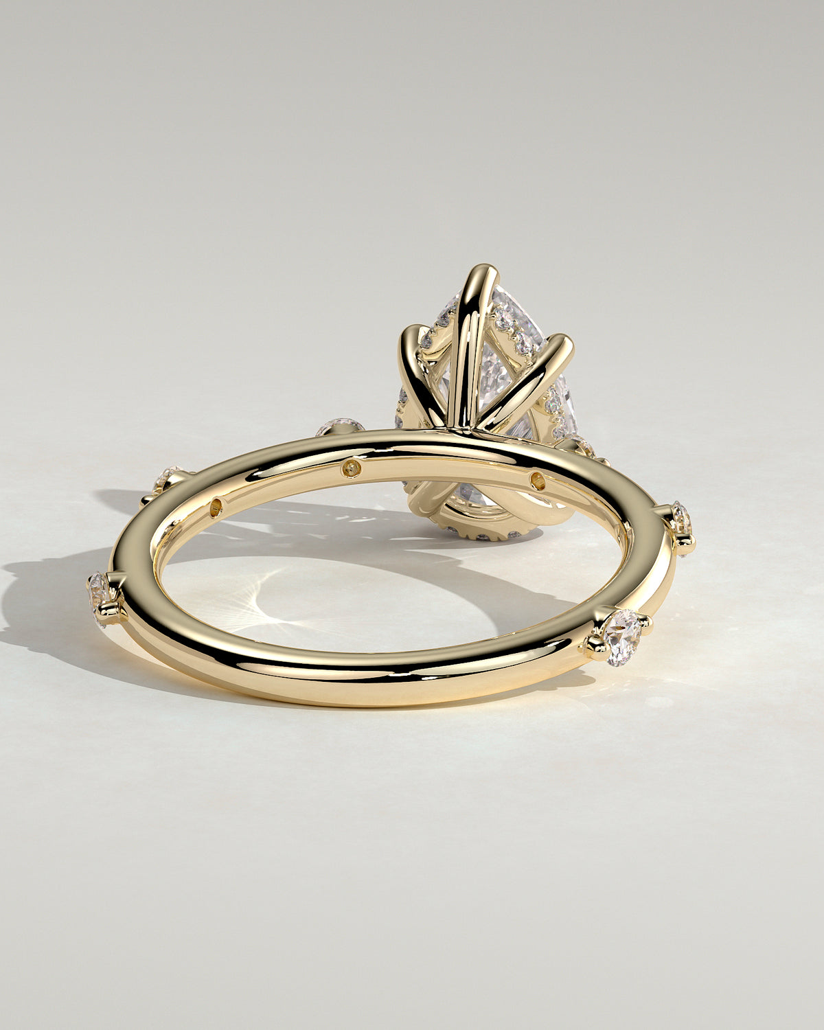MET 0208 - 2 ct center stone - 18k Yellow Gold source reference - setting detail view