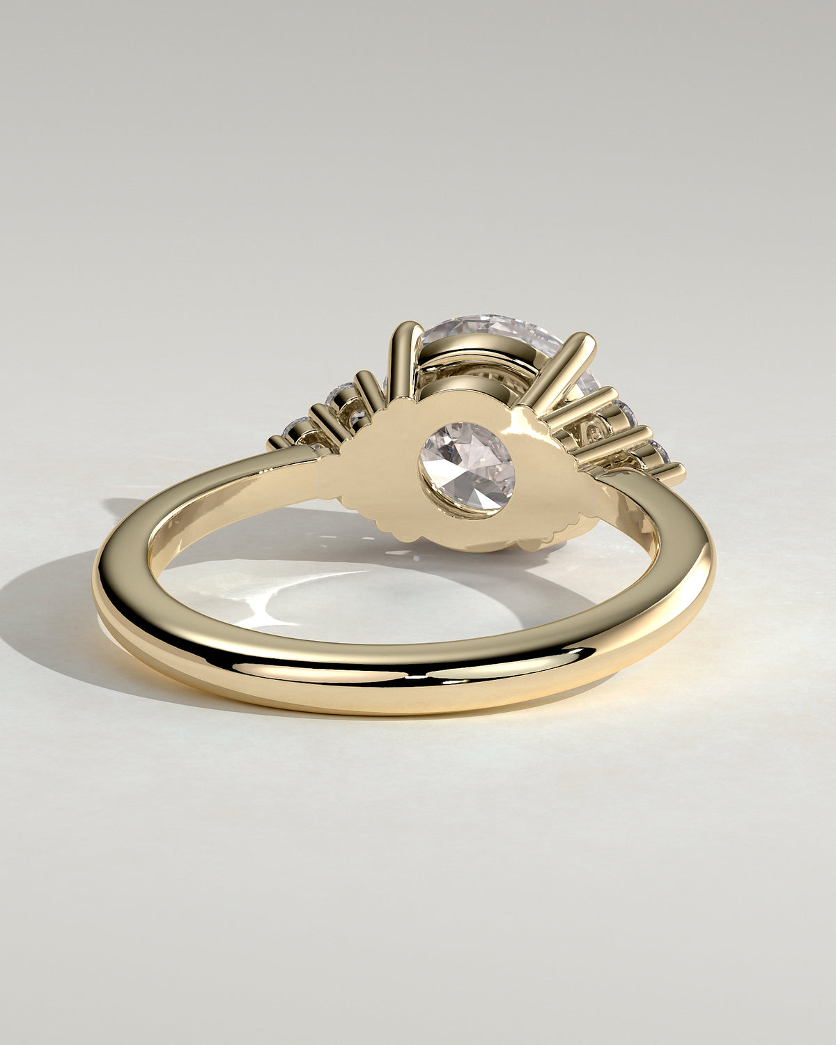 MET 0224 - 2 ct center stone - 18k Yellow Gold source reference - setting detail view