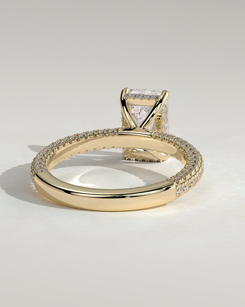 MET 0226 - 2 ct center stone - 18k Yellow Gold source reference - setting detail view