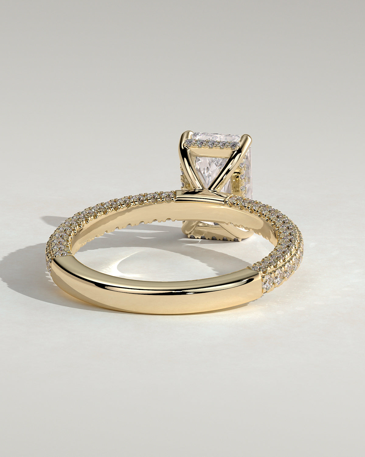 MET 0226 - 2 ct center stone - 18k Yellow Gold source reference - setting detail view