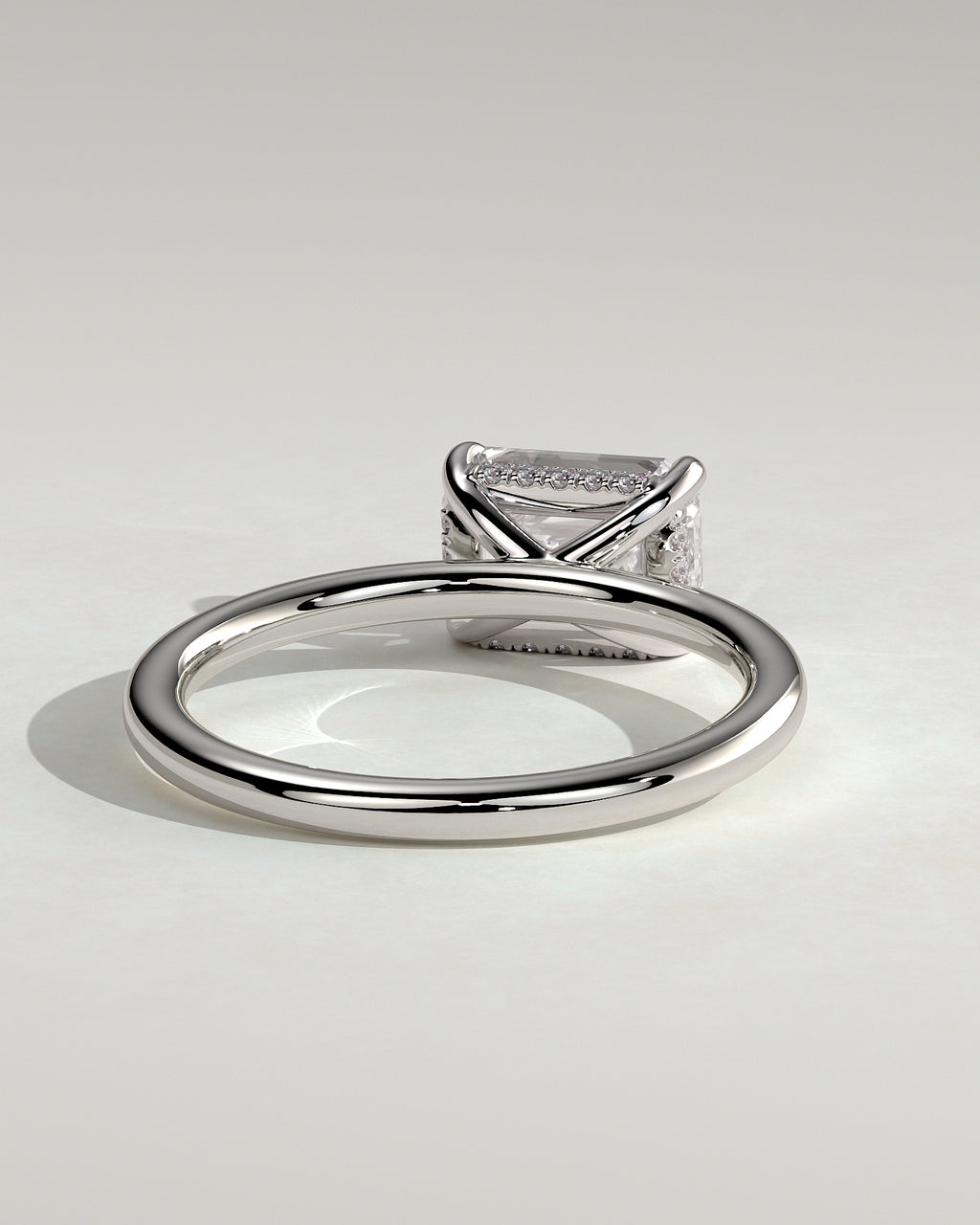 MET 0252 - 2 ct center stone - 18k White Gold source reference - setting detail view