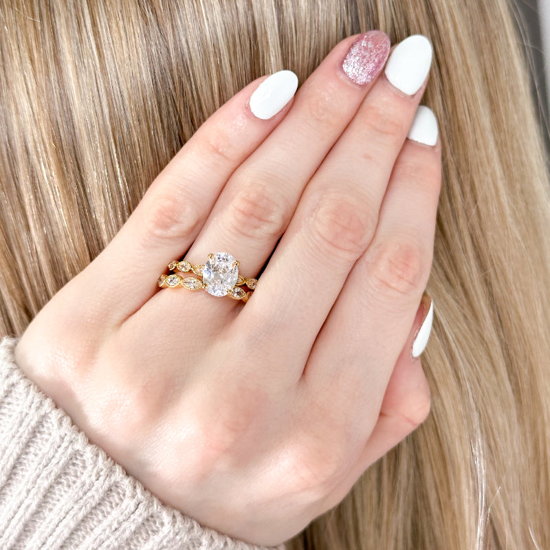 Oval Lab Grown Diamond Vintage-Inspired Engagement Ring — Oval design reference