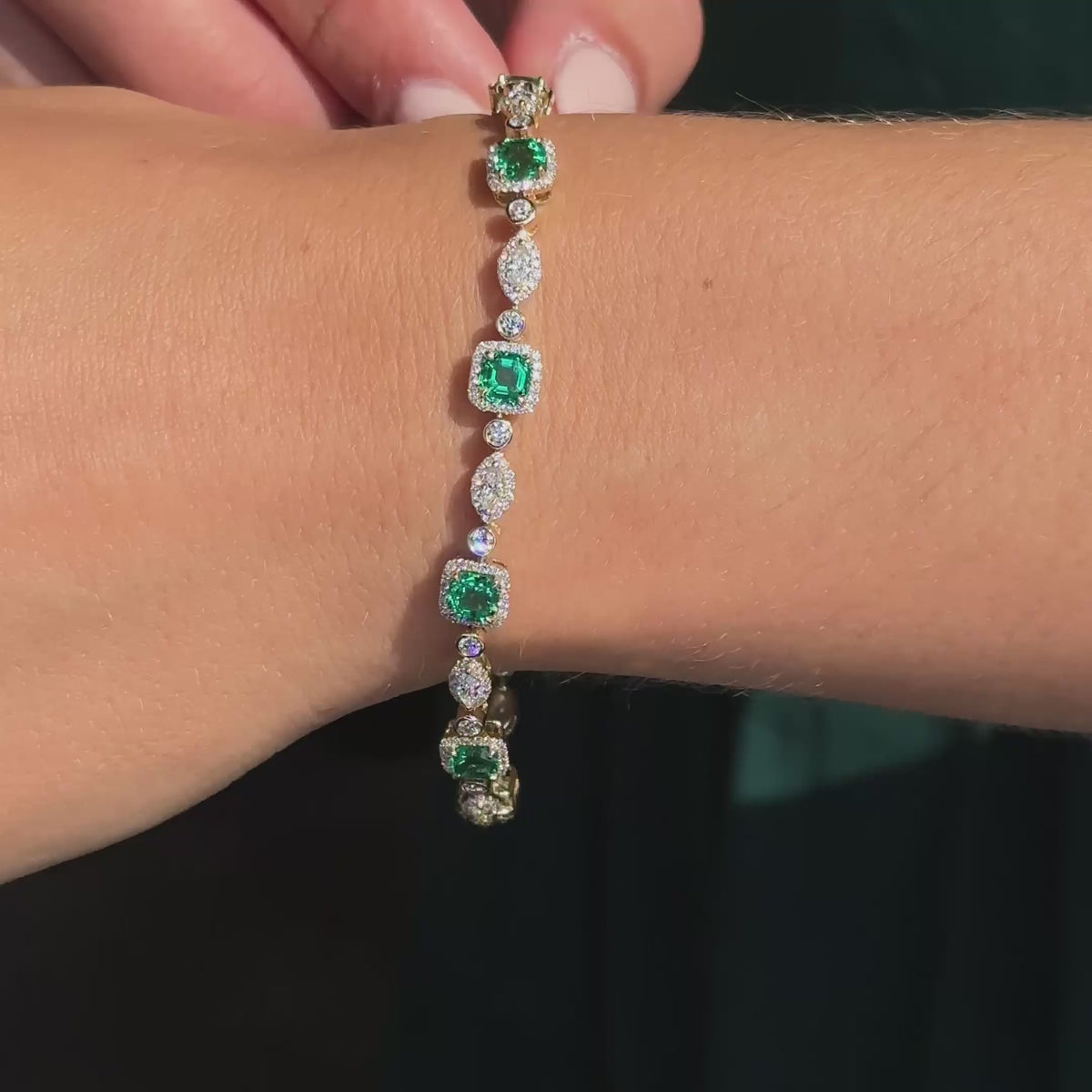 MET-WB-0060 | 14K Yellow Gold | LGBT0176 | Yellow Gold Emerald & Diamond Halo Bracelet (6-1/2ctw) | LGBT0176-vid.mp4
