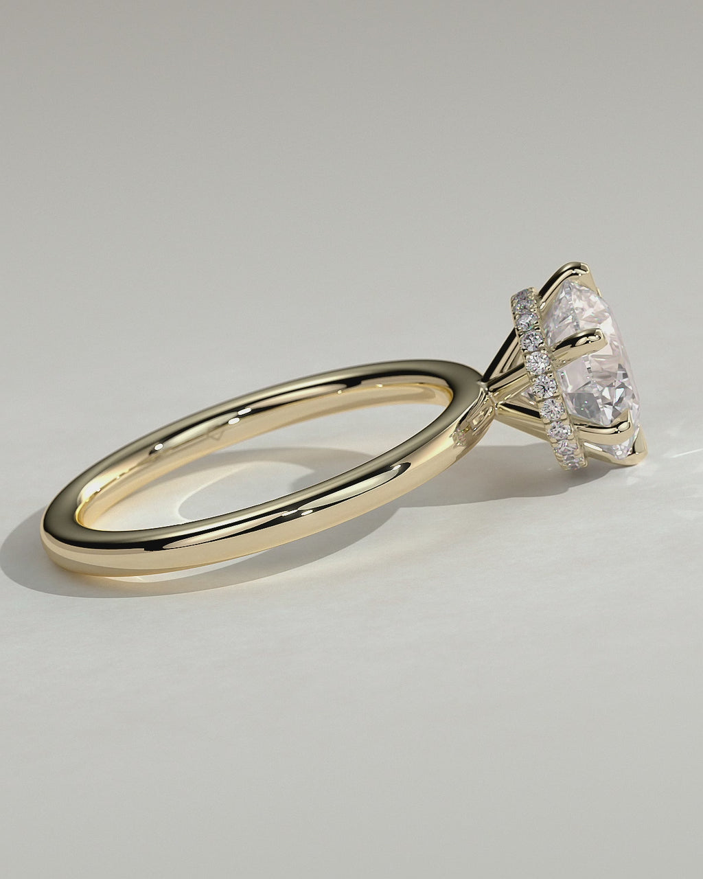 MET 0060 Round Solitaire Engagement Ring