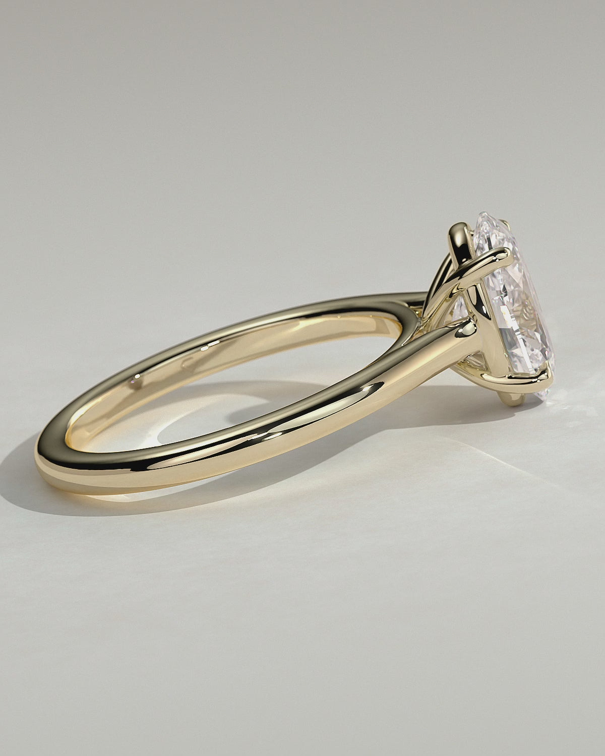MET 0010 Oval Solitaire Engagement Ring