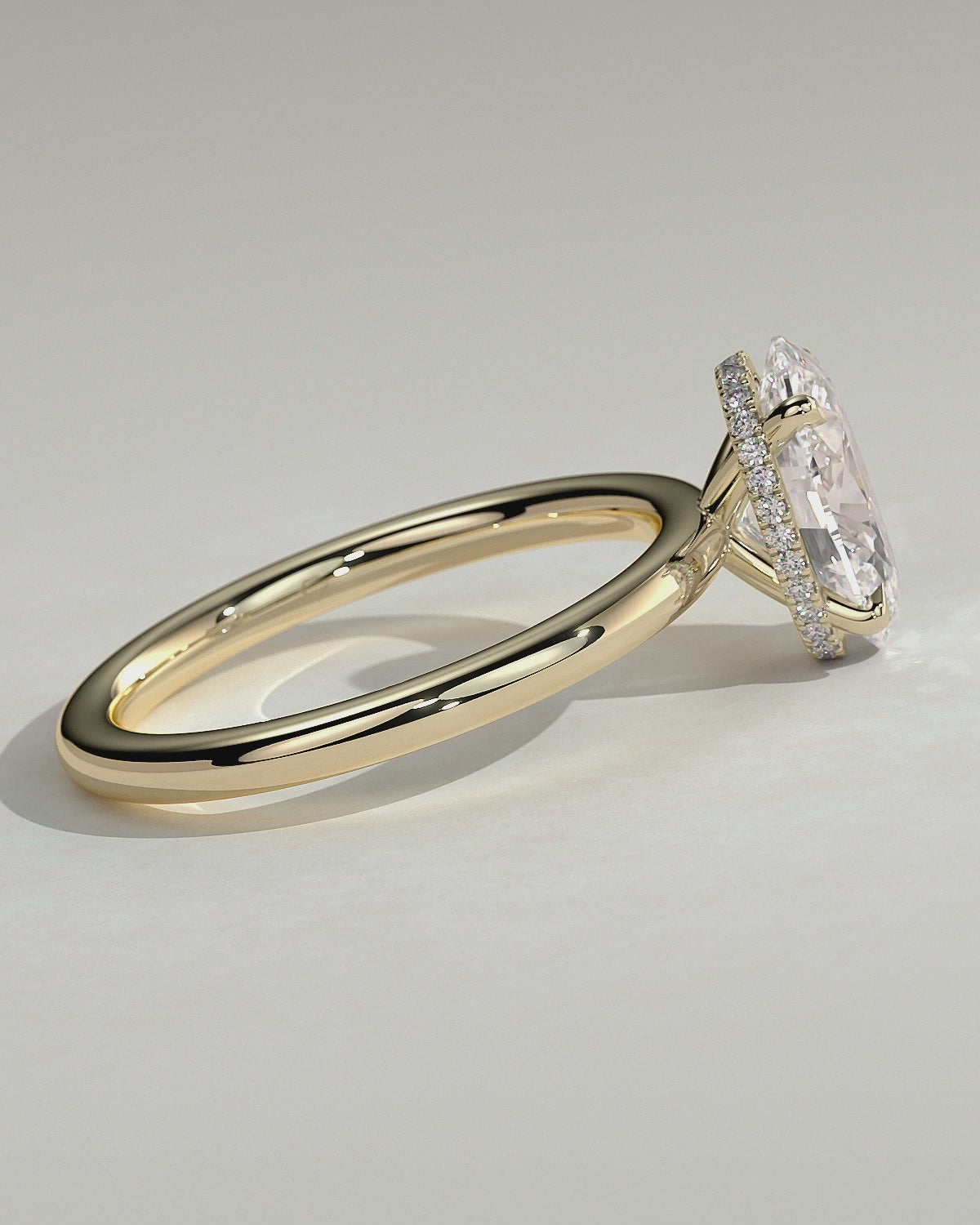 MET 0024 Oval Solitaire Engagement Ring