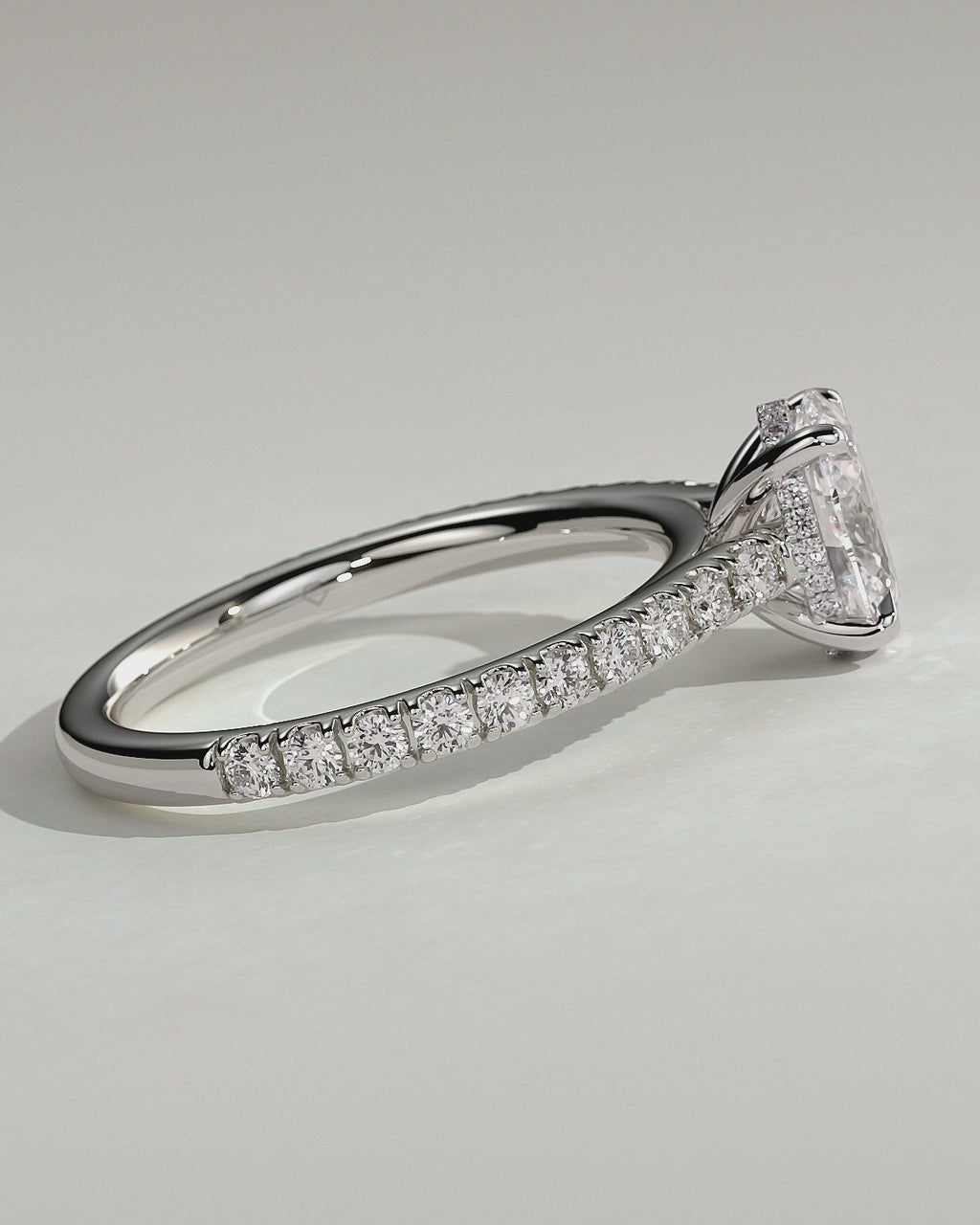 MET 0014 - 1 ct center stone - 18k White Gold source reference - product video - source f9babceb2bda42bde5e454f0ea86447f