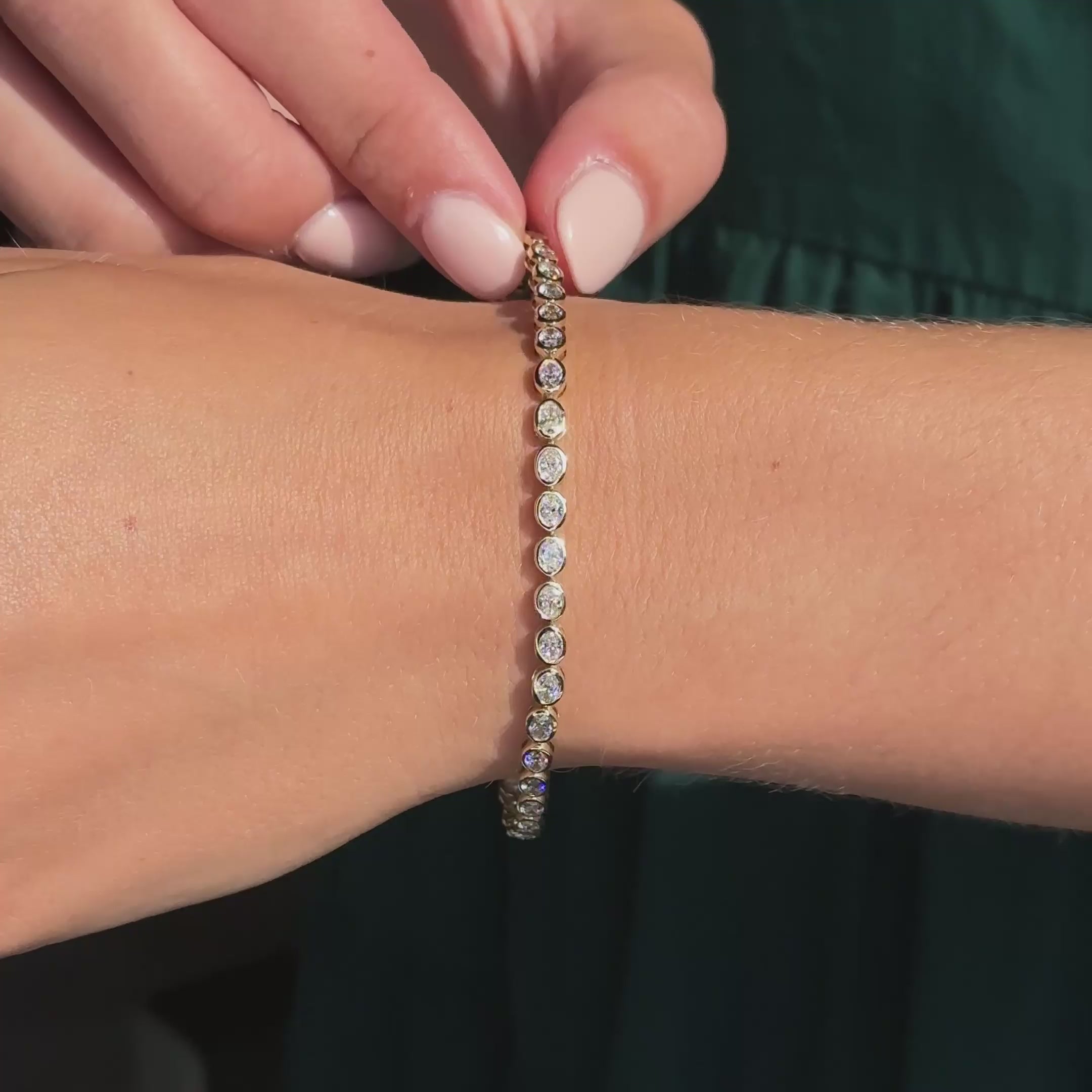 MET-WB-0020 | 14K Yellow Gold | LGB300015 | Yellow Gold Airy Oval Bezel Tennis Bracelet (3-1/2ctw) | LGB300015-vid.mp4