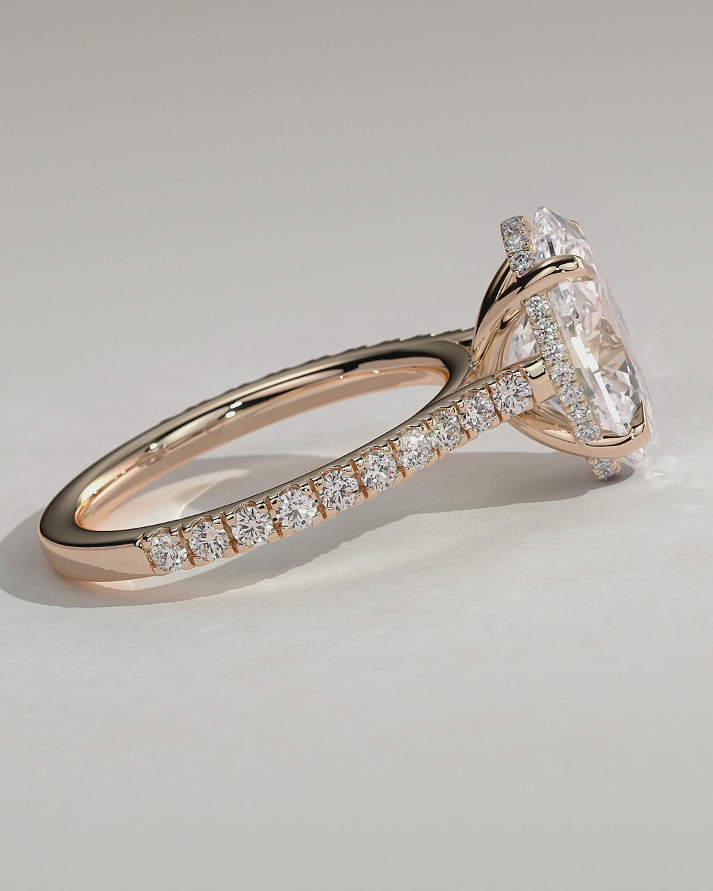 MET 0014 - 4 ct center stone - 18k Rose Gold source reference - product video - source 3b27798f87339116f3b70d6aa463f10c