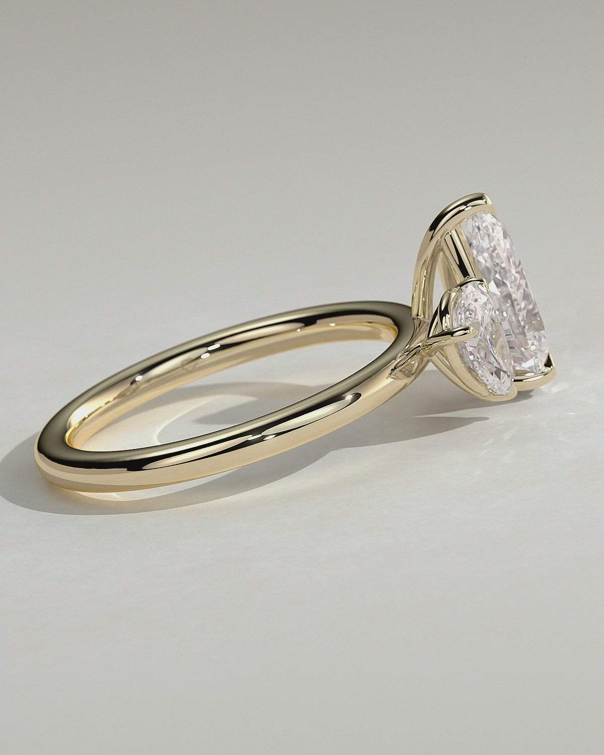 MET 0018 Pear Toi et Moi Engagement Ring
