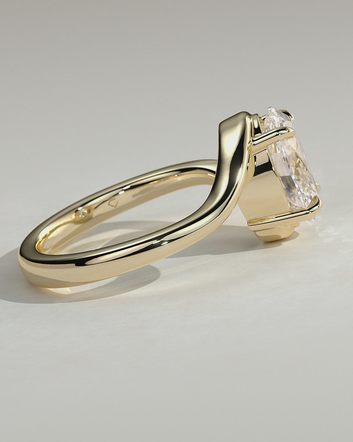 MET 0037 Oval Solitaire Engagement Ring