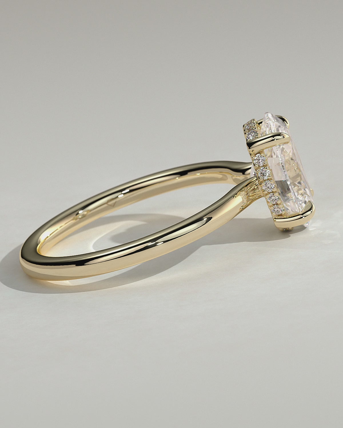 MET 0045 Oval Solitaire Engagement Ring