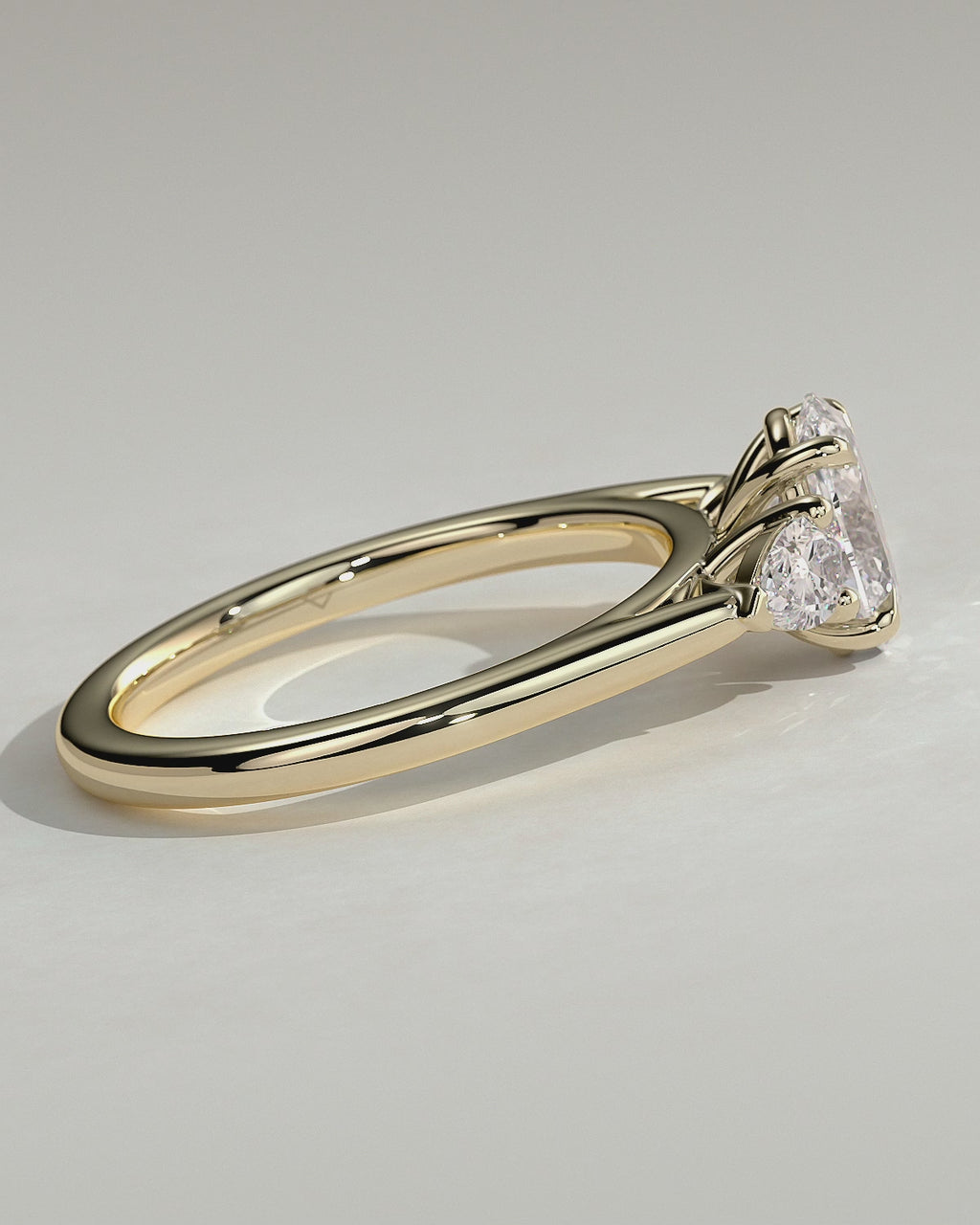 MET DIAMOND Alexia 1 ct yellow pv video