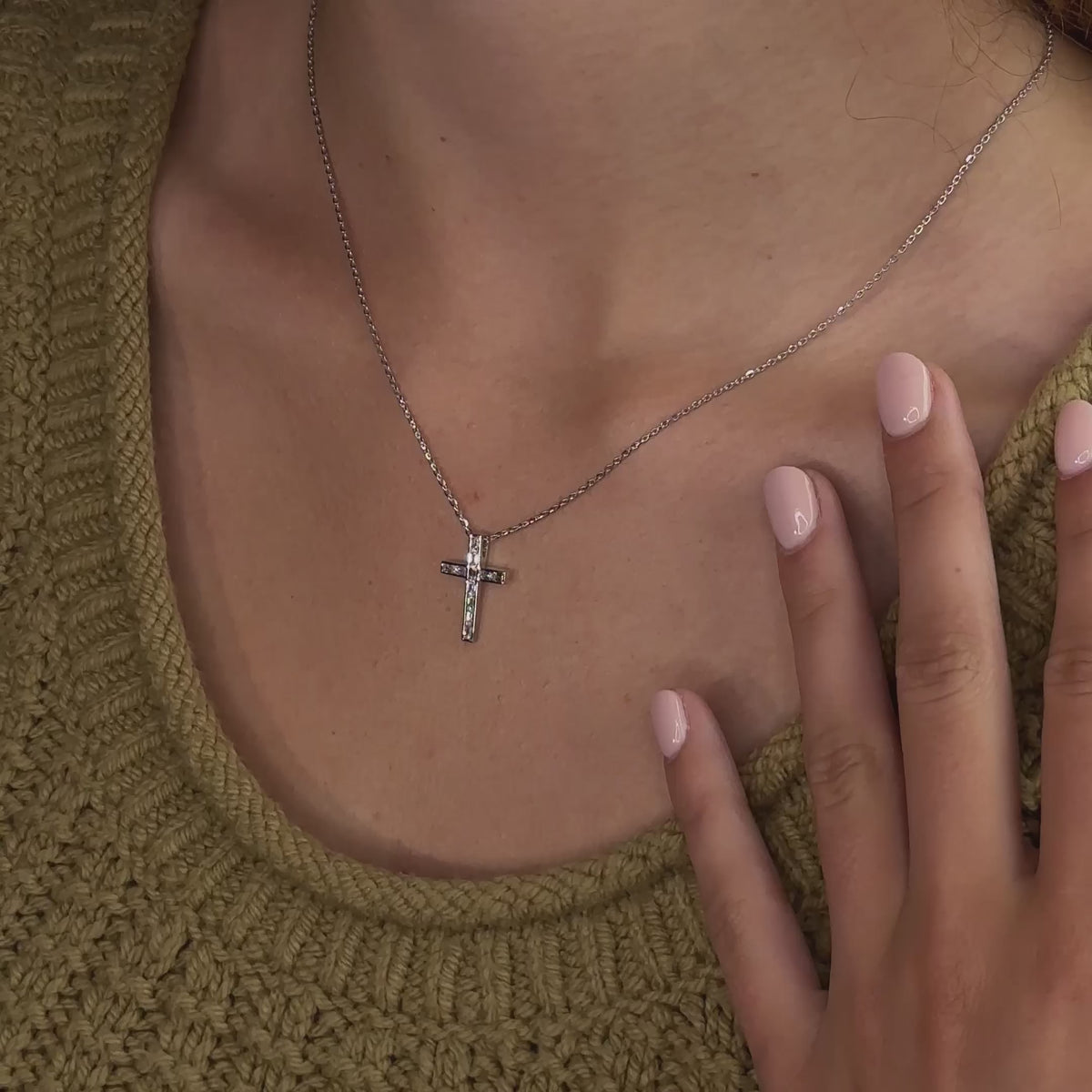 MET-WN-0038 | 14k White Gold | 5/8ctw | LGPCR0024 | LGPCR0024-vid.mp4