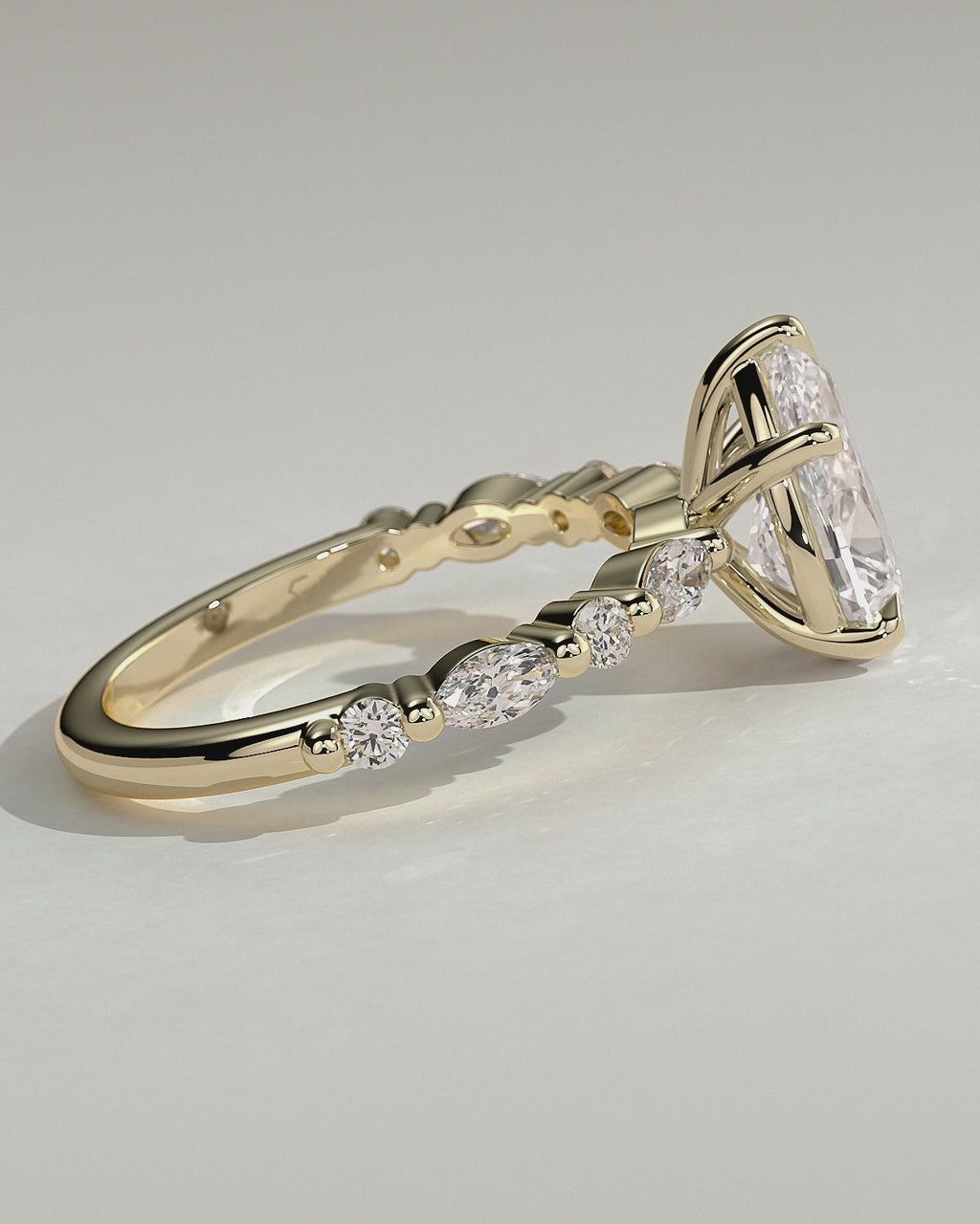 MET 0042 Pear Solitaire Engagement Ring